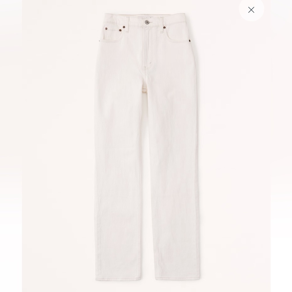 Abercrombie 90’s Straight Ultra High Rise in White Jeans